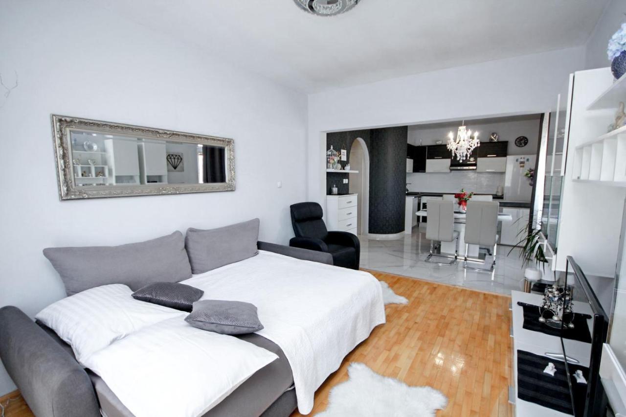 Norah Apartamento *